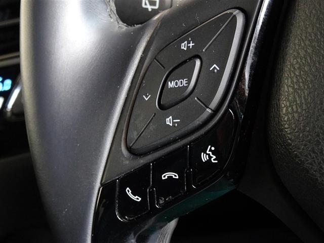 �X�e�A�����O�X�C�b�`�ŃI�[�f�B�I�̑���E�n���Y�t���[�ʘb���ł��܂��B