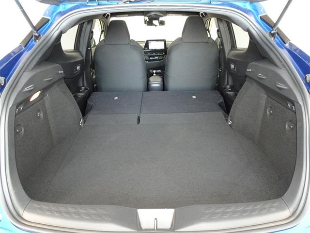 �Z�J���h�V�[�g��|������Ԃł��B�Z�J���h�V�[�g�͓Ɨ��|�A�ו��ɍ��킹�ă��Q�b�W�X�y�[�X���A�����W�ł��܂��B