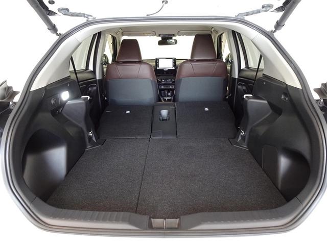 ヤリスクロス ハイブリッドＺ　衝突被害軽減システム　メモリーナビ　フルセグ　バックカメラ　ＥＴＣ　ＬＥＤヘッドランプ　スマートキー（21枚目）