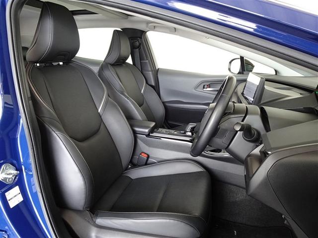 プリウス Ｚ　衝突被害軽減システム　フルセグ　バックカメラ　ＥＴＣ　サンルーフ　ＬＥＤヘッドランプ　スマートキー（4枚目）