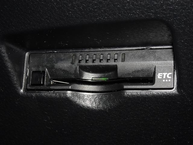 Ｃ－ＨＲ Ｇ　衝突被害軽減システム　メモリーナビ　フルセグ　バックカメラ　ＥＴＣ　フルエアロ　ＬＥＤヘッドランプ　スマートキー（15枚目）