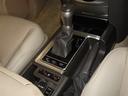 操作が楽なフロアシフトです、レバー式パーキングブレーキで足元インパネ周りもすっきりしています。