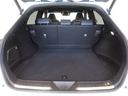 ５人乗車時でも十分なスペースのトランクルームです。
