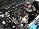 エンジンルームも念入りに清掃しております。