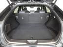 ５人乗車時でも十分なスペースのトランクルームです。