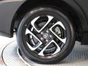 高級感と走りを引き立たせる、純正アルミを装備しています。