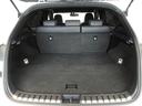 ５人乗車時でも十分なスペースのトランクルームです。