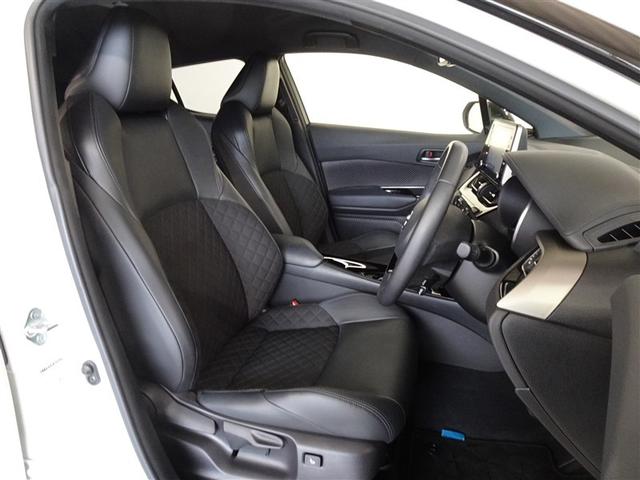 Ｃ－ＨＲ Ｇ　モード　ネロ　セーフティプラス　衝突被害軽減システム　メモリーナビ　フルセグ　バックカメラ　ＥＴＣ　ＬＥＤヘッドランプ　スマートキー（4枚目）