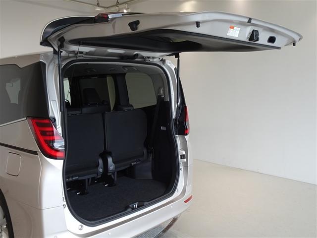 ノア Ｚ　衝突被害軽減システム　メモリーナビ　バックカメラ　ＥＴＣ　両側電動スライド　３列シート　ＬＥＤヘッドランプ　スマートキー　乗車定員７人（24枚目）