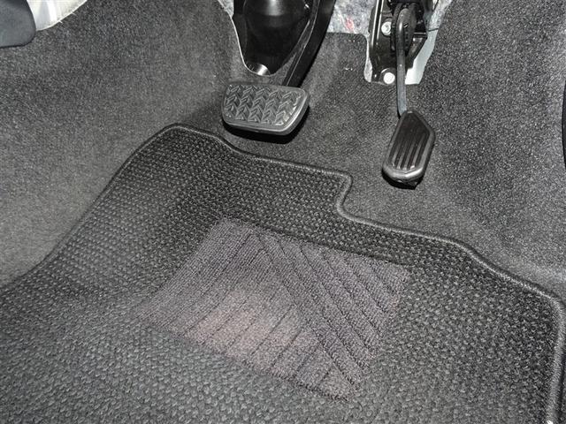 アクア Ｓスタイルブラック　衝突被害軽減システム　メモリーナビ　フルセグ　バックカメラ　ＥＴＣ　ドラレコ　スマートキー（11枚目）