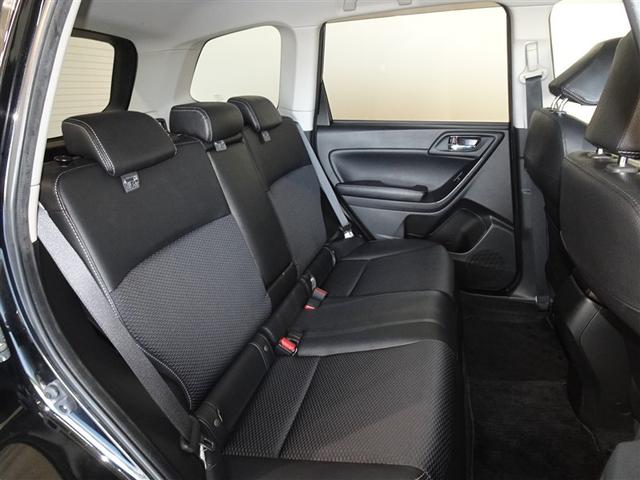 大人３人がゆったりできるスペースを確保しております。