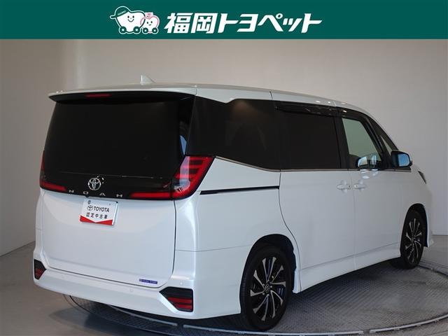 ノア Ｓ－Ｚ　衝突被害軽減システム　メモリーナビ　フルセグ　バックカメラ　ＥＴＣ　両側電動スライド　３列シート　ＬＥＤヘッドランプ　スマートキー　乗車定員７人（3枚目）