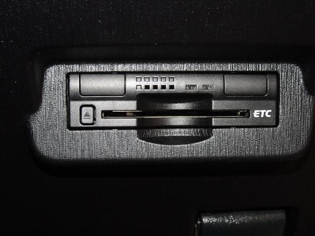 プリウスアルファ Ｓ　メモリーナビ　フルセグ　バックカメラ　ＥＴＣ　ＬＥＤヘッドランプ　スマートキー（14枚目）