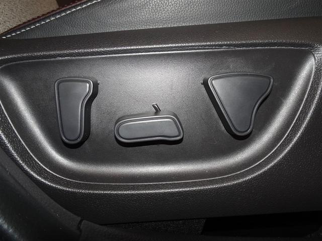 ヤリスクロス ハイブリッドＺ　衝突被害軽減システム　メモリーナビ　フルセグ　バックカメラ　ＥＴＣ　ＬＥＤヘッドランプ　スマートキー（17枚目）