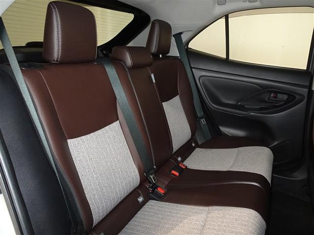 ヤリスクロス ハイブリッドＺ　衝突被害軽減システム　メモリーナビ　フルセグ　バックカメラ　ＥＴＣ　ＬＥＤヘッドランプ　スマートキー（18枚目）