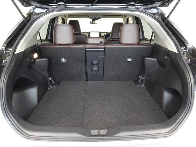 ヤリスクロス ハイブリッドＺ　衝突被害軽減システム　メモリーナビ　フルセグ　バックカメラ　ＥＴＣ　ＬＥＤヘッドランプ　スマートキー（19枚目）