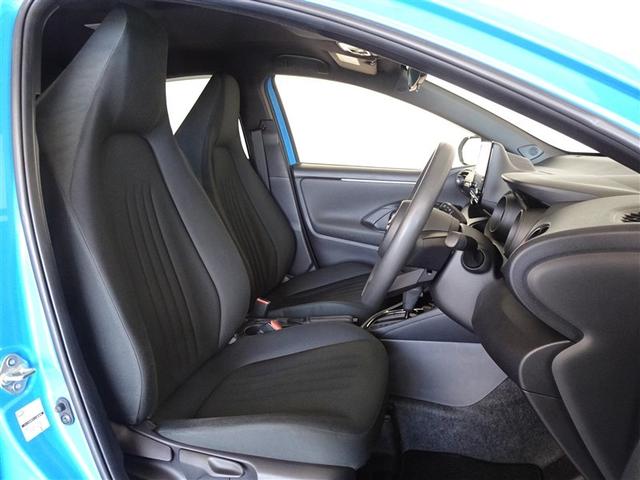 ヤリス Ｇ　衝突被害軽減システム　バックカメラ　ＥＴＣ　ＬＥＤヘッドランプ　スマートキー（4枚目）