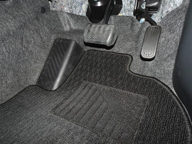 ヤリス Ｇ　衝突被害軽減システム　バックカメラ　ＥＴＣ　ＬＥＤヘッドランプ　スマートキー（10枚目）