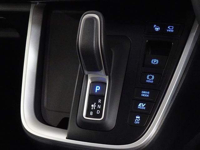 ノア ハイブリッドＺ　衝突被害軽減システム　メモリーナビ　フルセグ　後席モニター　バックカメラ　ＥＴＣ　両側電動スライド　３列シート　ＬＥＤヘッドランプ　スマートキー　乗車定員７人（15枚目）