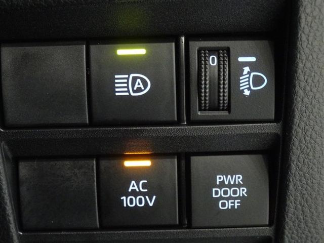 ノア ハイブリッドＺ　衝突被害軽減システム　メモリーナビ　フルセグ　後席モニター　バックカメラ　ＥＴＣ　両側電動スライド　３列シート　ＬＥＤヘッドランプ　スマートキー　乗車定員７人（16枚目）