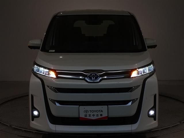 ノア ハイブリッドＺ　衝突被害軽減システム　メモリーナビ　フルセグ　後席モニター　バックカメラ　ＥＴＣ　両側電動スライド　３列シート　ＬＥＤヘッドランプ　スマートキー　乗車定員７人（29枚目）