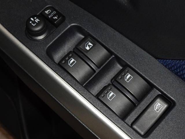 タンク カスタムＧ　衝突被害軽減システム　メモリーナビ　フルセグ　バックカメラ　ＥＴＣ　両側電動スライド　ＬＥＤヘッドランプ　スマートキー（17枚目）