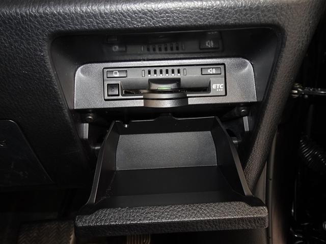 ヴォクシー ZS 煌III 衝突被害軽減システム メモリーナビ フルセグ 後席モニター バックカメラ ETC 両側電動スライド 3列シート LEDヘッドランプ スマートキー 乗車定員8人(13枚目)