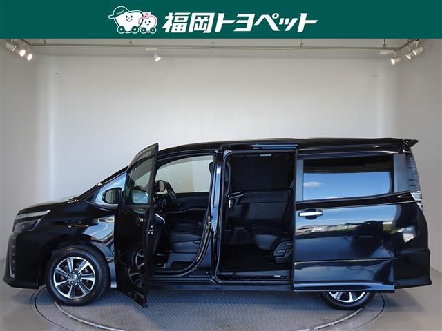 ヴォクシー ZS 煌III 衝突被害軽減システム メモリーナビ フルセグ 後席モニター バックカメラ ETC 両側電動スライド 3列シート LEDヘッドランプ スマートキー 乗車定員8人(15枚目)