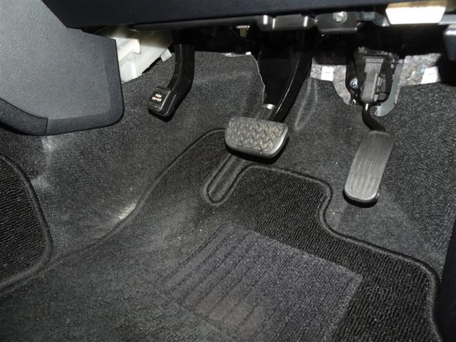 シエンタ ハイブリッドG クエロ 衝突被害軽減システム メモリーナビ フルセグ バックカメラ ETC 両側電動スライド 3列シート LEDヘッドランプ スマートキー 乗車定員7人(11枚目)