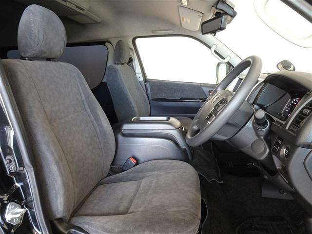 ハイエースワゴン ＧＬ　衝突被害軽減システム　メモリーナビ　フルセグ　後席モニター　バックカメラ　ＥＴＣ　３列シート　ＬＥＤヘッドランプ　スマートキー　乗車定員１０人（4枚目）