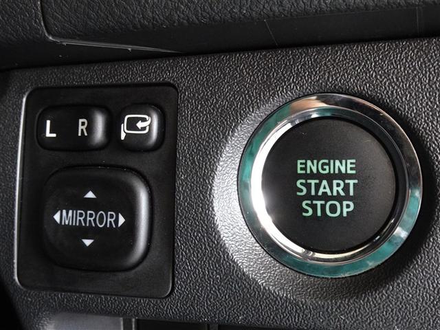 ハイエースワゴン ＧＬ　衝突被害軽減システム　メモリーナビ　フルセグ　後席モニター　バックカメラ　ＥＴＣ　３列シート　ＬＥＤヘッドランプ　スマートキー　乗車定員１０人（17枚目）