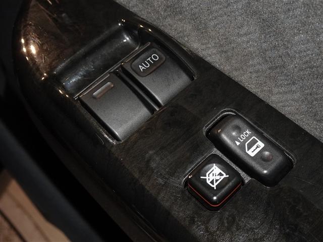 ハイエースワゴン ＧＬ　衝突被害軽減システム　メモリーナビ　フルセグ　後席モニター　バックカメラ　ＥＴＣ　３列シート　ＬＥＤヘッドランプ　スマートキー　乗車定員１０人（20枚目）