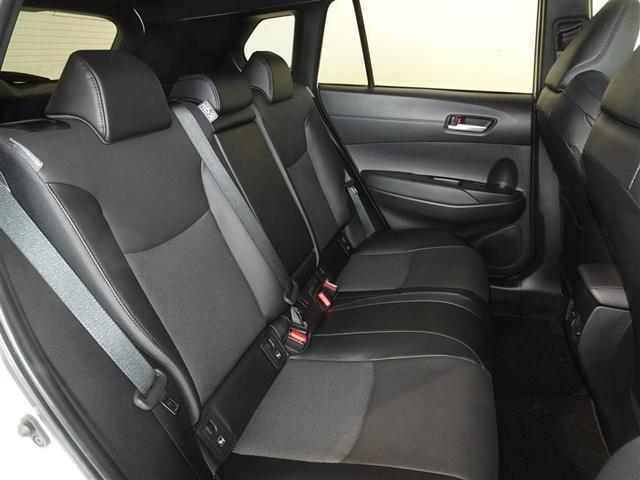 カローラクロス ハイブリッド　Ｚ　衝突被害軽減システム　メモリーナビ　フルセグ　バックカメラ　ＥＴＣ　ドラレコ　ＬＥＤヘッドランプ　スマートキー（18枚目）