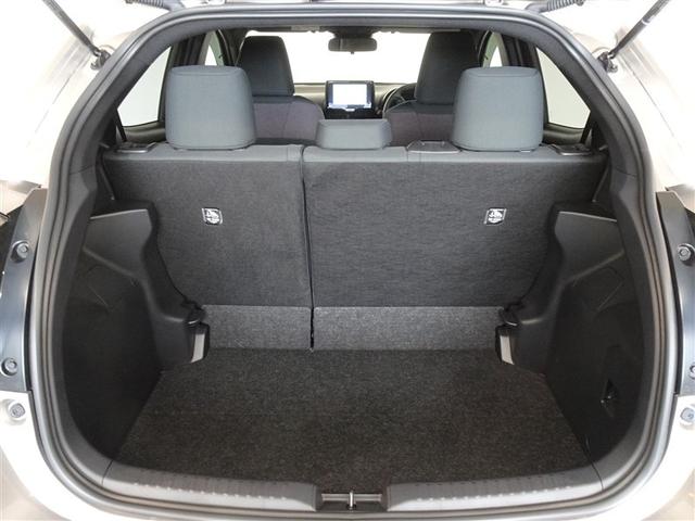 ヤリス ハイブリッドＧ　衝突被害軽減システム　メモリーナビ　フルセグ　バックカメラ　ＥＴＣ　スマートキー（19枚目）