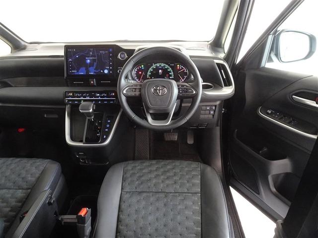 ヴォクシー Ｓ－Ｚ　衝突被害軽減システム　メモリーナビ　フルセグ　バックカメラ　ＥＴＣ　両側電動スライド　３列シート　ＬＥＤヘッドランプ　スマートキー　乗車定員７人（5枚目）