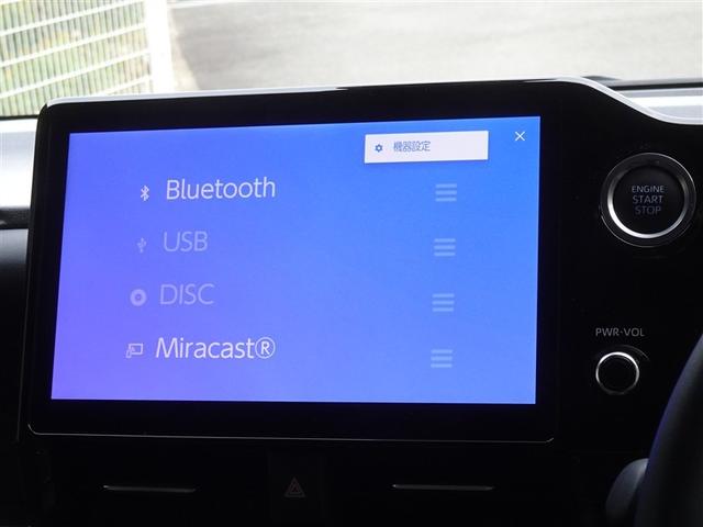 ヴォクシー Ｓ－Ｚ　衝突被害軽減システム　メモリーナビ　フルセグ　バックカメラ　ＥＴＣ　両側電動スライド　３列シート　ＬＥＤヘッドランプ　スマートキー　乗車定員７人（8枚目）