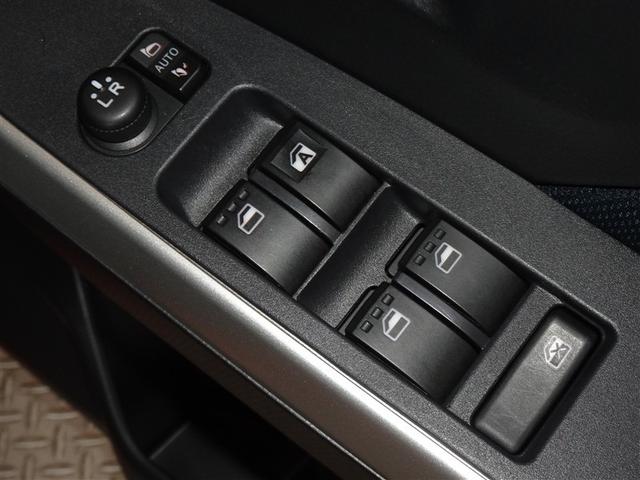 ルーミー カスタムＧ　衝突被害軽減システム　メモリーナビ　ワンセグ　バックカメラ　ＥＴＣ　両側電動スライド　ＬＥＤヘッドランプ　スマートキー（17枚目）