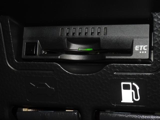 ルーミー カスタムＧ　衝突被害軽減システム　メモリーナビ　フルセグ　バックカメラ　ＥＴＣ　両側電動スライド　ＬＥＤヘッドランプ　スマートキー（17枚目）