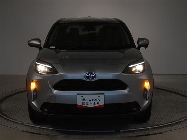 ヤリスクロス ハイブリッドＸ　衝突被害軽減システム　メモリーナビ　バックカメラ　ＥＴＣ　スマートキー（24枚目）