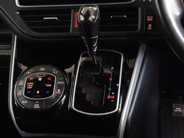 ���E�Ɨ��ŉ��x�R���g���[�����ł���I�[�g�G�A�R���𑕔����Ă��܂��B