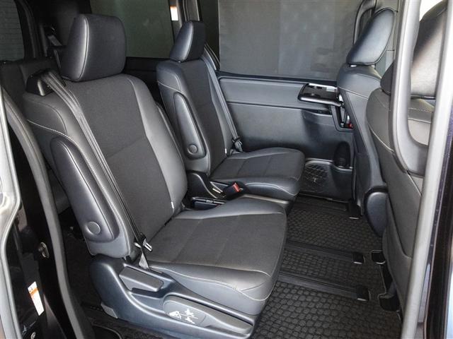 �\�t�@�[�̂悤�ȃZ�J���h�V�[�g�A�v���C�x�[�g���[���ɂ���悤�ł��B