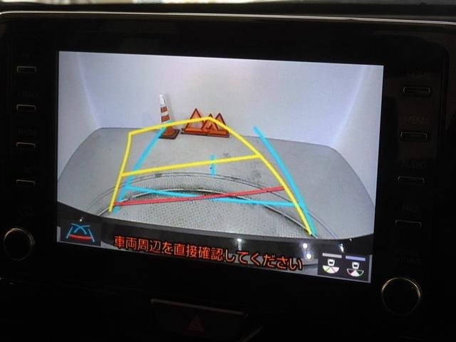 �o�b�N�K�C�h���j�^�[�𑕔����Ă��܂��A�Ԍɓ�������N���N�ł��B