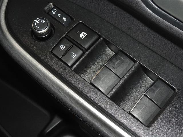 ヴォクシー Ｓ－Ｚ　衝突被害軽減システム　メモリーナビ　フルセグ　バックカメラ　ＥＴＣ　両側電動スライド　３列シート　ＬＥＤヘッドランプ　スマートキー　乗車定員７人（17枚目）