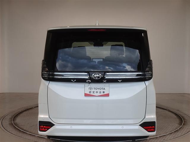 ヴォクシー Ｓ－Ｚ　衝突被害軽減システム　メモリーナビ　フルセグ　バックカメラ　ＥＴＣ　両側電動スライド　３列シート　ＬＥＤヘッドランプ　スマートキー　乗車定員７人（24枚目）