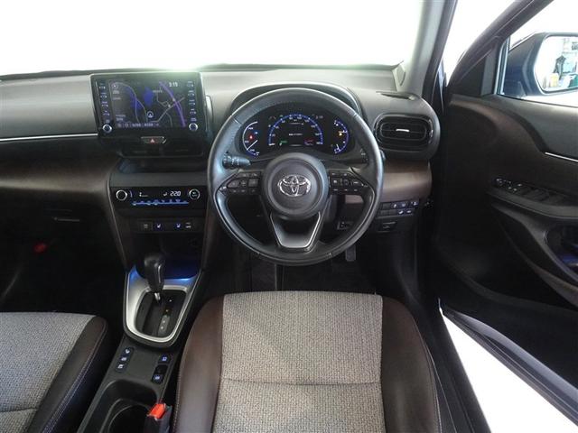 ヤリスクロス ハイブリッドＺ　衝突被害軽減システム　メモリーナビ　バックカメラ　ＥＴＣ　ＬＥＤヘッドランプ　スマートキー（5枚目）