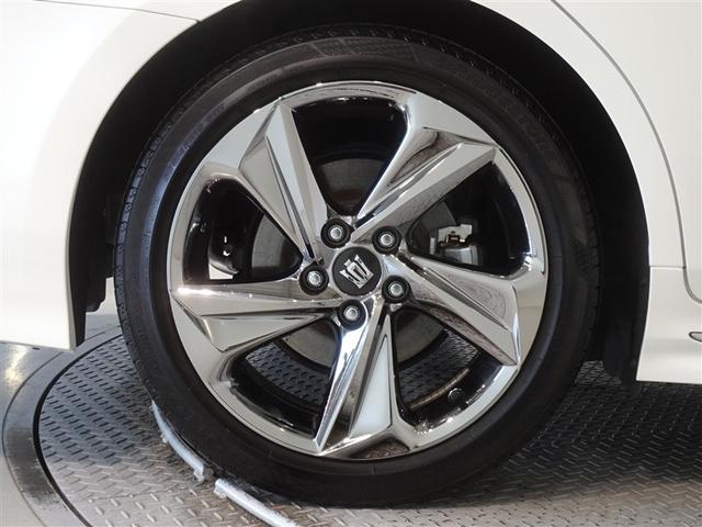 �������Ƒ����������������A�����A���~�𑕔����Ă��܂��B