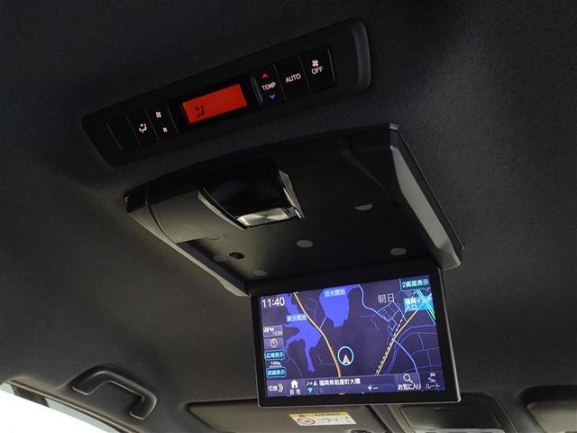 ヴォクシー ＺＳ　煌ＩＩＩ　衝突被害軽減システム　メモリーナビ　フルセグ　後席モニター　バックカメラ　両側電動スライド　３列シート　ＬＥＤヘッドランプ　スマートキー　乗車定員７人（18枚目）