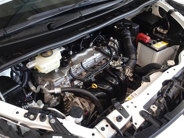 ヴォクシー ＺＳ　煌ＩＩＩ　衝突被害軽減システム　メモリーナビ　フルセグ　後席モニター　バックカメラ　両側電動スライド　３列シート　ＬＥＤヘッドランプ　スマートキー　乗車定員７人（24枚目）