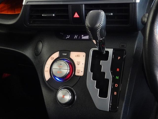 シエンタ ハイブリッド　ファンベースＧ　衝突被害軽減システム　メモリーナビ　フルセグ　バックカメラ　ＥＴＣ　両側電動スライド　ＬＥＤヘッドランプ　スマートキー（12枚目）