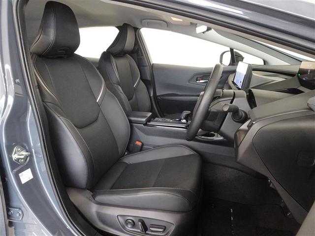 プリウス Ｚ　衝突被害軽減システム　メモリーナビ　フルセグ　バックカメラ　ＥＴＣ　ドラレコ　ＬＥＤヘッドランプ　スマートキー（4枚目）